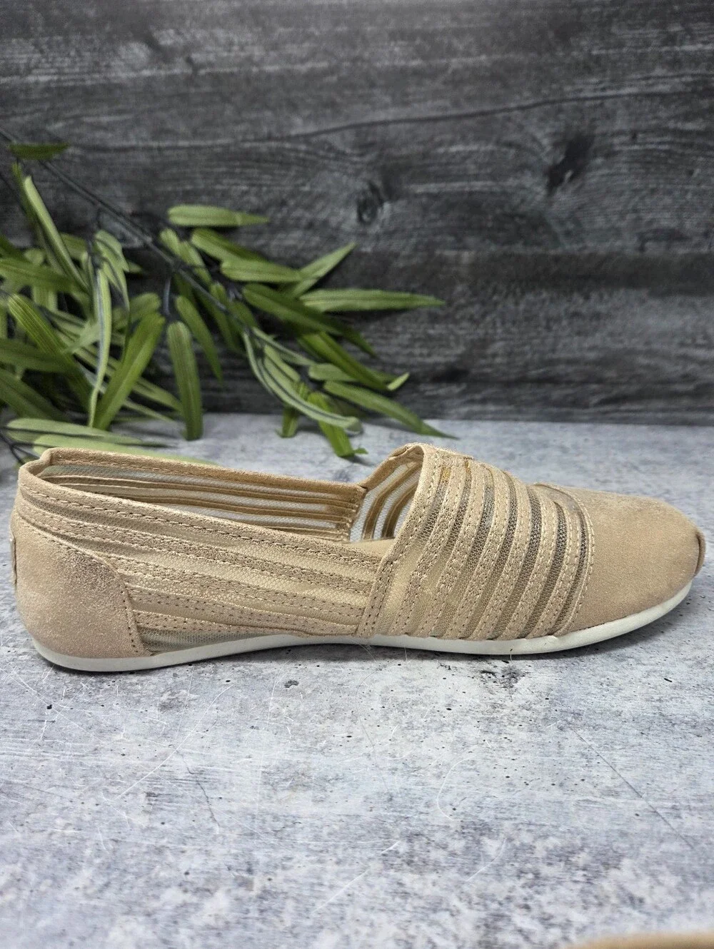 Bobs Skechers Champagne Mesh Slip-on Shoes Sneakers Size 9